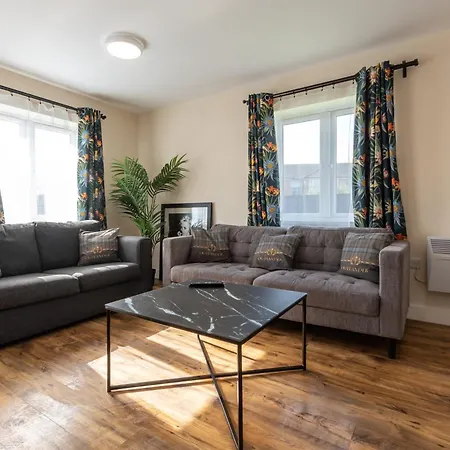 Apartment With Free P For Van. Southampton Exterior photo