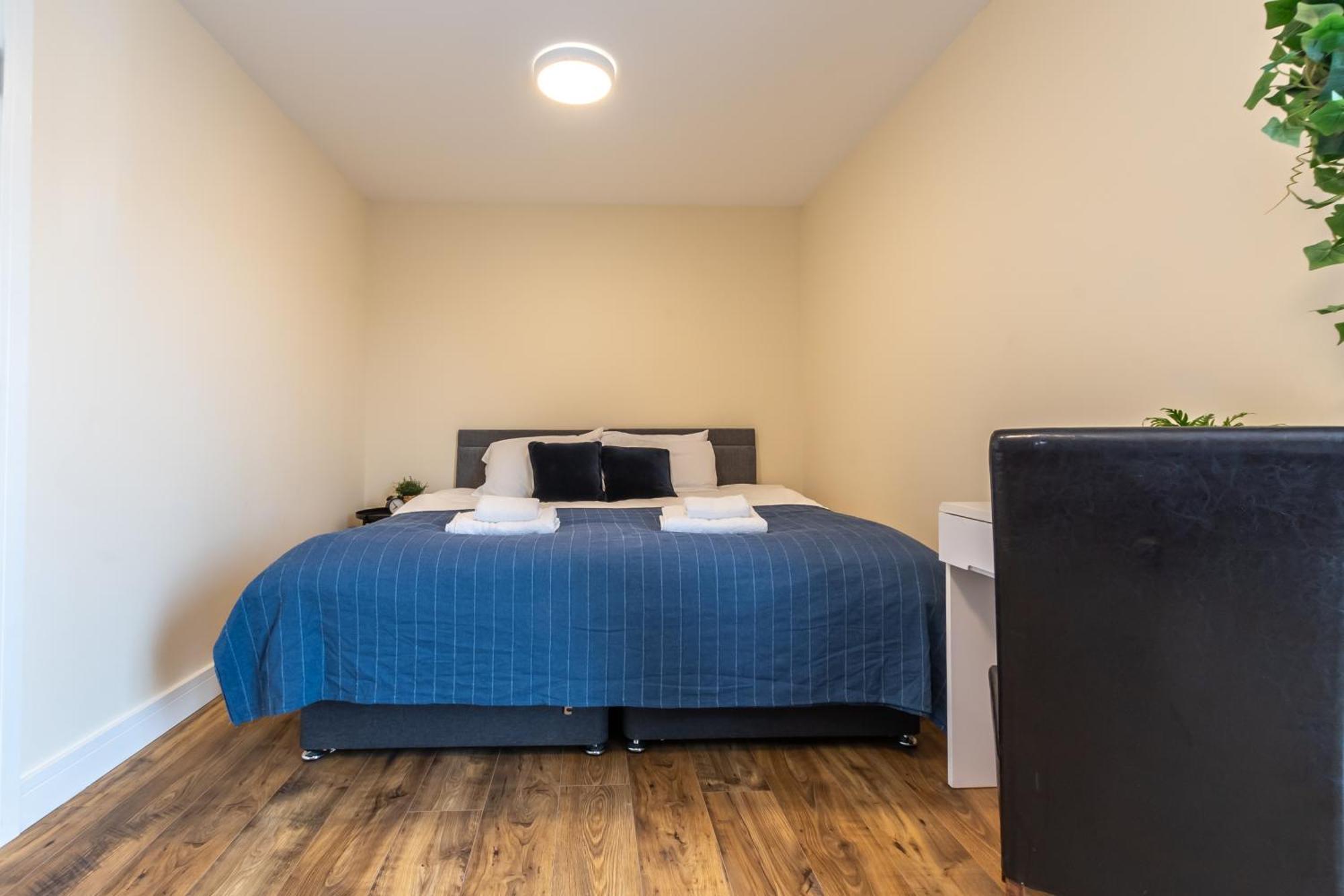 Appartement With Free P For Van. Southampton